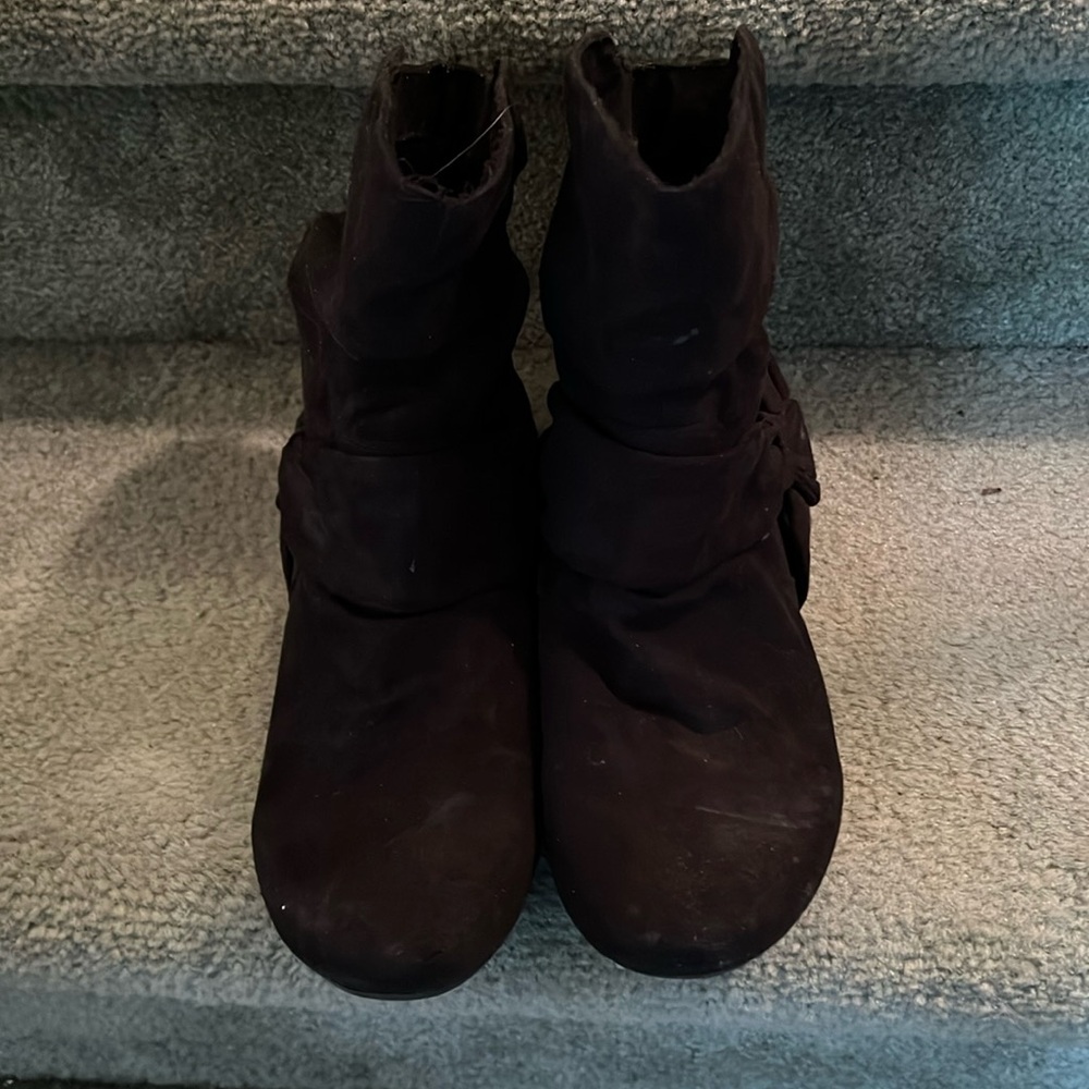 Black suede boots